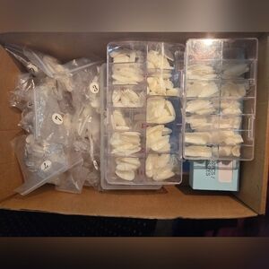 Assorted Nail Tips Set